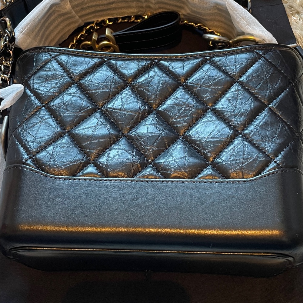 Gabrielle Cc like shoulder / crossbody bag brand new 20cm bottom